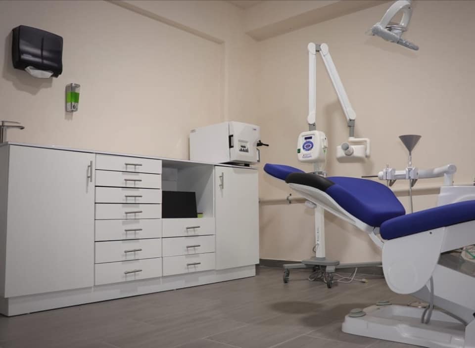Consultorio equipado — Excelencia Dental